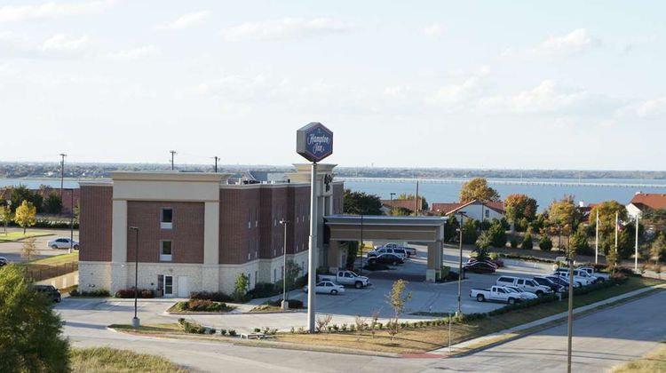 Hampton Inn Rockwall Exterior