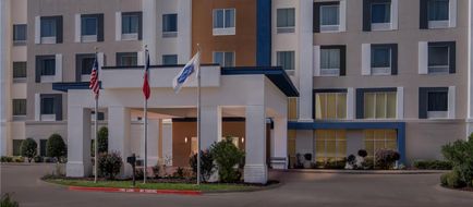 Hampton Inn & Suites Waxahachie Exterior