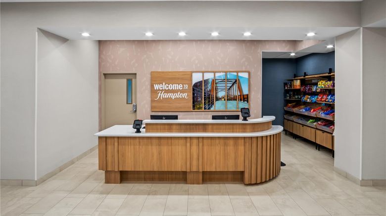 <b>Hampton Inn & Suites Waxahachie Lobby</b>. Images powered by <a href="https://iceportal.shijigroup.com/" title="IcePortal" target="_blank">IcePortal</a>.