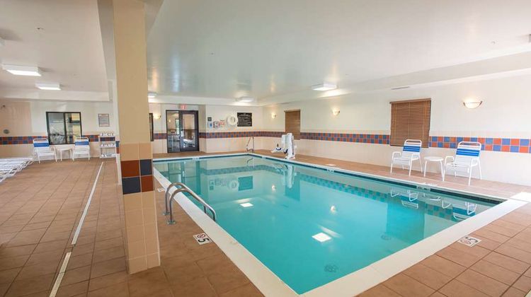 Hampton Inn & Suites Dayton-Airport Pool