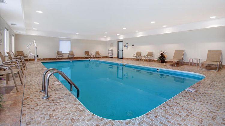 Hampton Inn & Suites Vandalia Pool