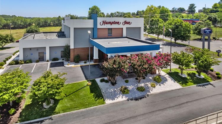 Hampton Inn Dublin Exterior