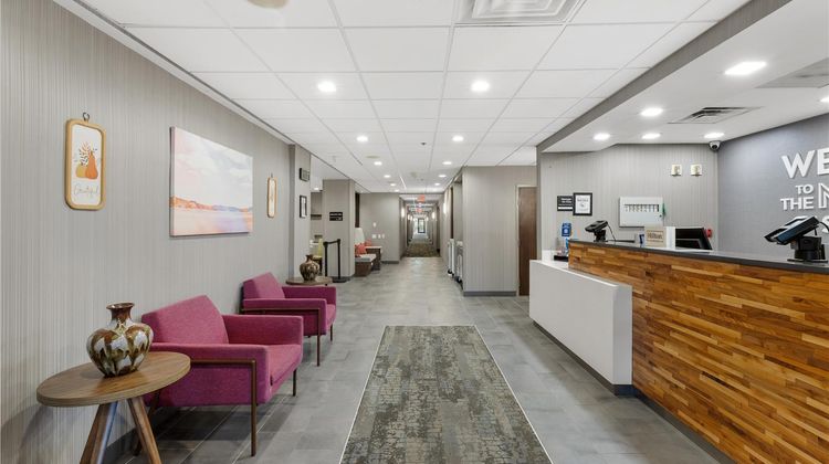 Hampton Inn Dublin Lobby
