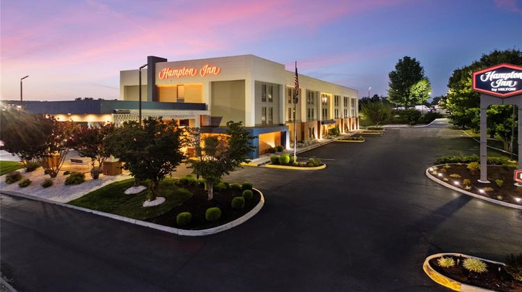 Hampton Inn Dublin Exterior