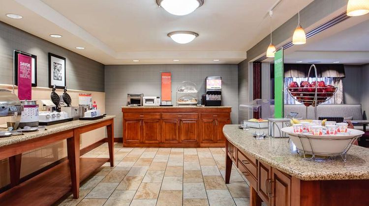 Hampton Inn Dubuque Restaurant