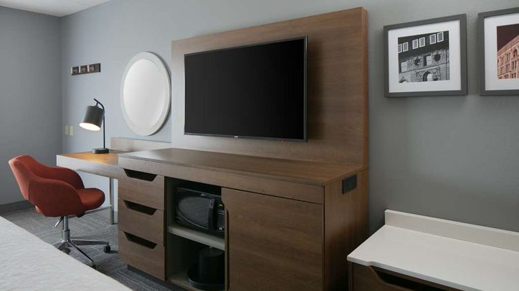 Hampton Inn Dubuque Room