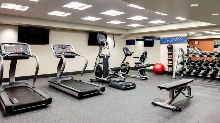 Hampton Inn Dubuque Health