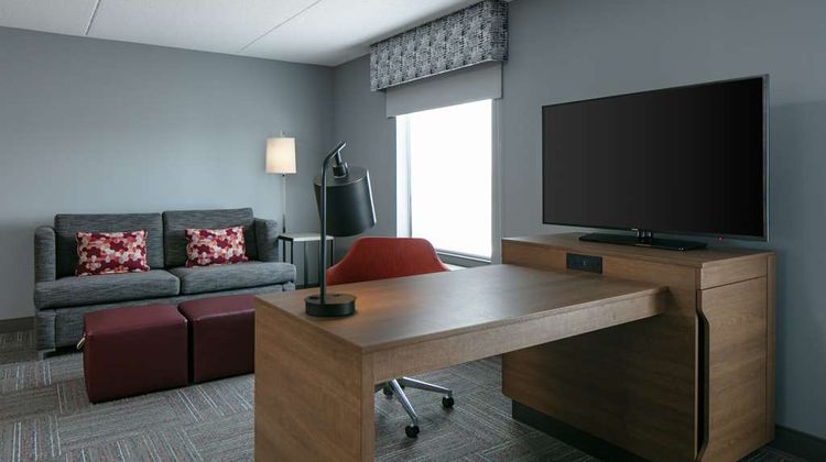 Hampton Inn Dubuque Room