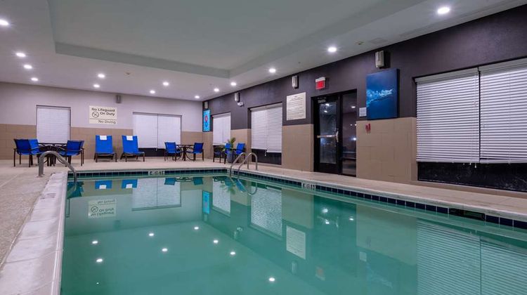 Hampton Inn Dahlgren, VA Pool