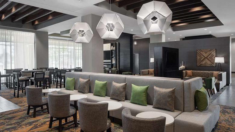<b>Homewood Suites by Hilton Springfield Lobby</b>. Images powered by <a href="https://iceportal.shijigroup.com/" title="IcePortal" target="_blank">IcePortal</a>.