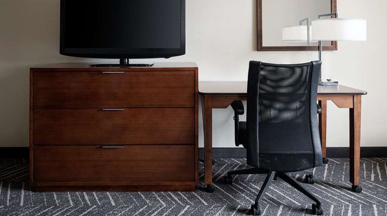 <b>Homewood Suites by Hilton Springfield Room</b>. Images powered by <a href="https://iceportal.shijigroup.com/" title="IcePortal" target="_blank">IcePortal</a>.