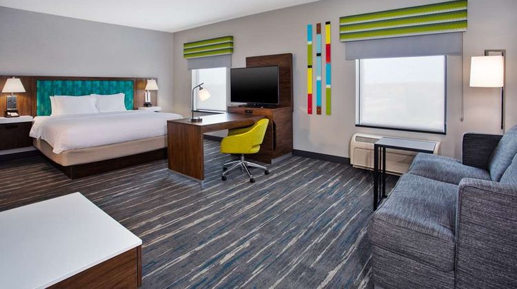 Hampton Inn & Suites Athens/I-65 Room