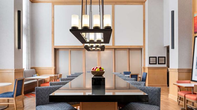 Hampton Inn & Suites - Dodge City Lobby