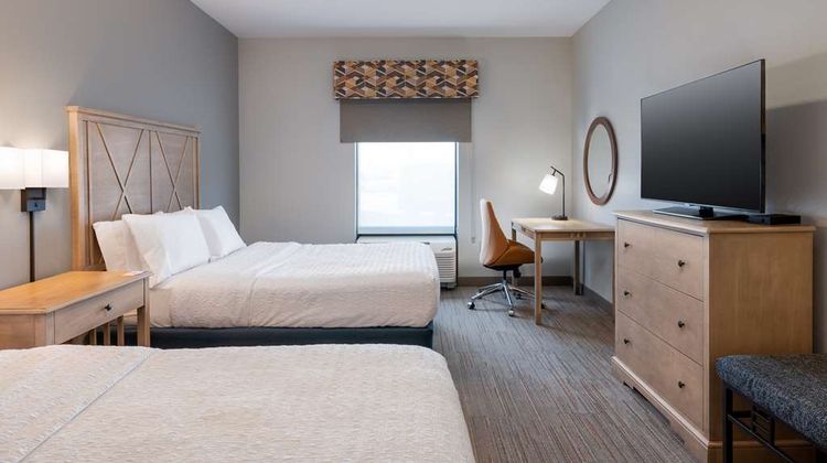 Hampton Inn & Suites - Dodge City Room