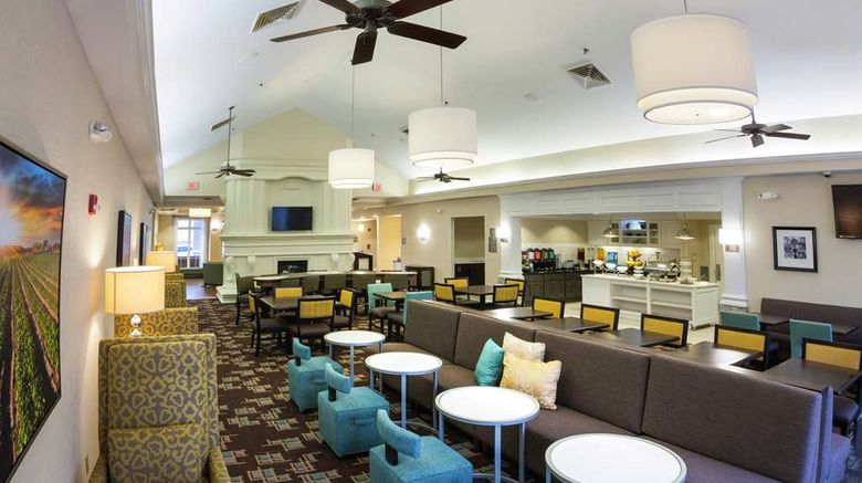 <b>Homewood Suites Decatur-Forsyth Lobby</b>. Images powered by <a href="https://iceportal.shijigroup.com/" title="IcePortal" target="_blank">IcePortal</a>.