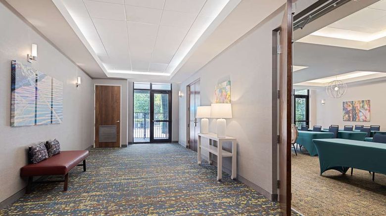 <b>Hampton Inn Boca Raton Deerfield Beach Meeting</b>. Images powered by <a href="https://iceportal.shijigroup.com/" title="IcePortal" target="_blank">IcePortal</a>.