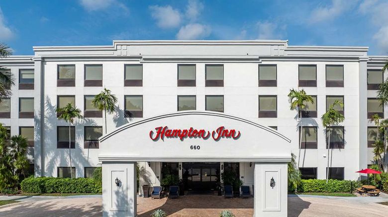 <b>Hampton Inn Boca Raton Deerfield Beach Exterior</b>. Images powered by <a href="https://iceportal.shijigroup.com/" title="IcePortal" target="_blank">IcePortal</a>.