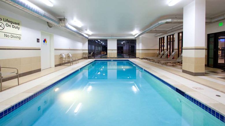 <b>Hampton Inn & Suites Denver/Airport-Gate Pool</b>. Images powered by <a href="https://iceportal.shijigroup.com/" title="IcePortal" target="_blank">IcePortal</a>.