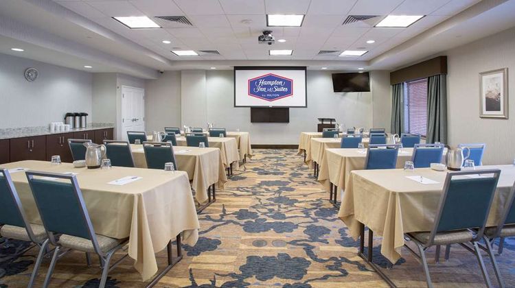 Hampton Inn & Suites Denver/Airport-Gate Meeting