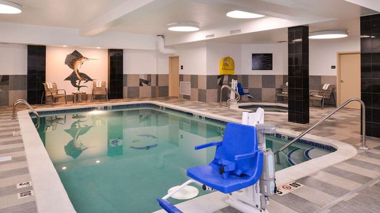 Hampton Inn & Suites Denver-Speer Blvd Pool