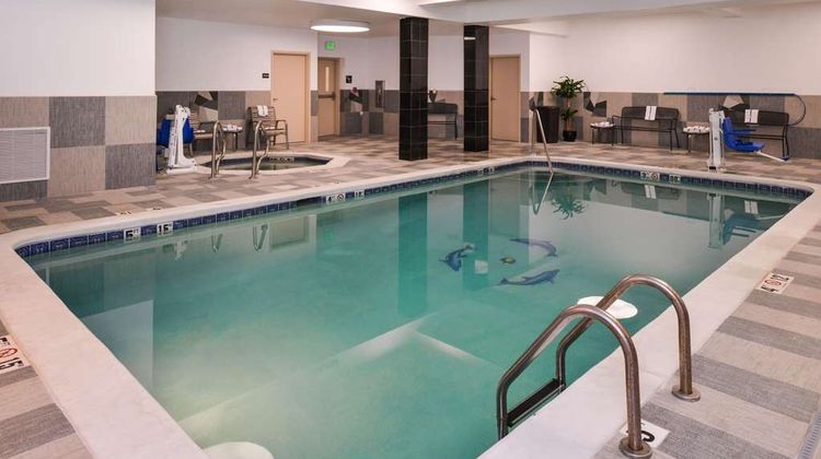 Hampton Inn & Suites Denver-Speer Blvd Pool