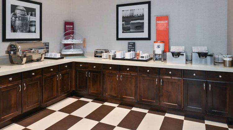 Hampton Inn & Suites Denver-Speer Blvd Restaurant