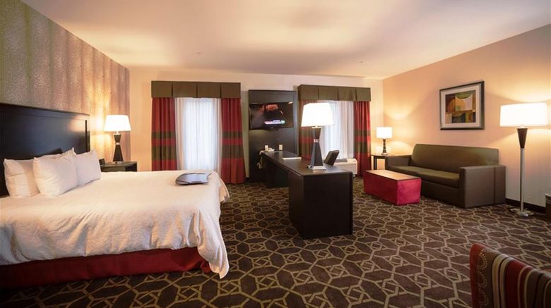 <b>Hampton Inn Fort Morgan Room</b>. Images powered by <a href="https://iceportal.shijigroup.com/" title="IcePortal" target="_blank">IcePortal</a>.