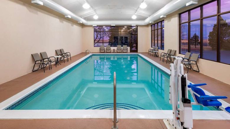 <b>Hampton Inn Denver-International Airport Pool</b>. Images powered by <a href="https://iceportal.shijigroup.com/" title="IcePortal" target="_blank">IcePortal</a>.