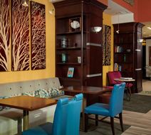 Hampton Inn & Suites Highlands Ranch Lobby