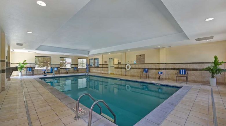 <b>Homewood Suites Denver Tech Center Pool</b>. Images powered by <a href="https://iceportal.shijigroup.com/" title="IcePortal" target="_blank">IcePortal</a>.