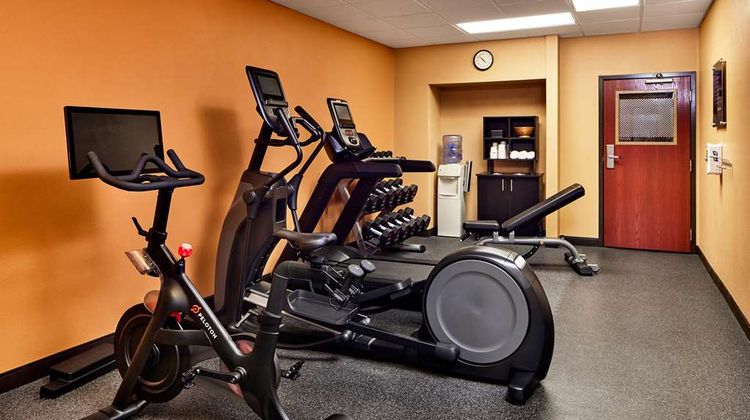 Hampton Inn Longmont Health