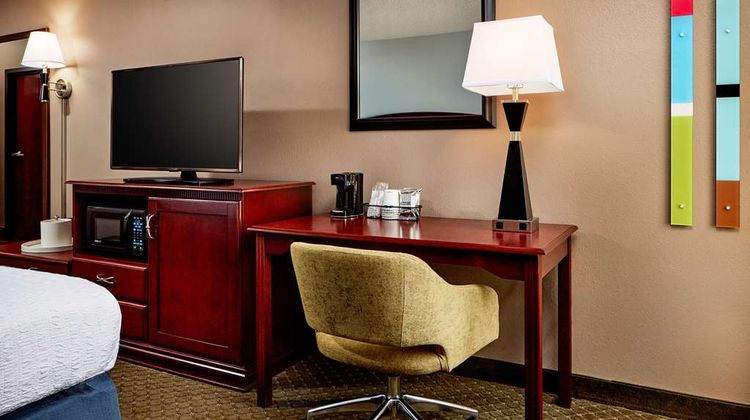 Hampton Inn Longmont Room