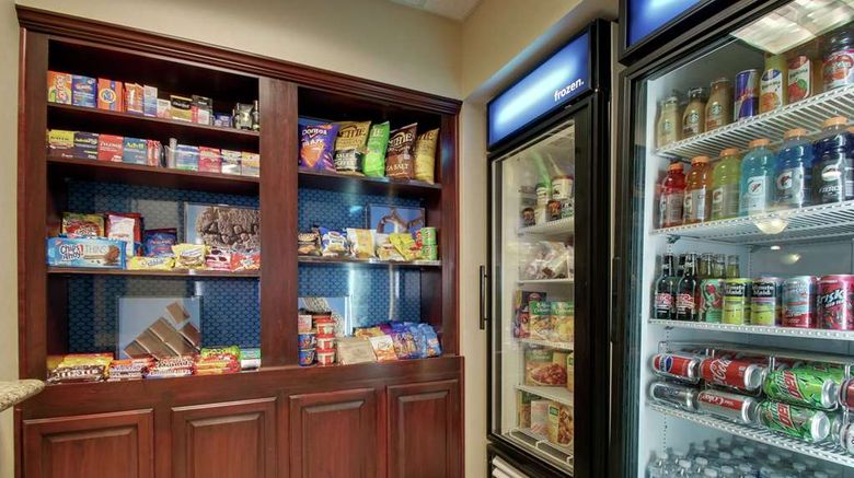 <b>Hampton Inn & Suites Denver Littleton Restaurant</b>. Images powered by <a href="https://iceportal.shijigroup.com/" title="IcePortal" target="_blank">IcePortal</a>.