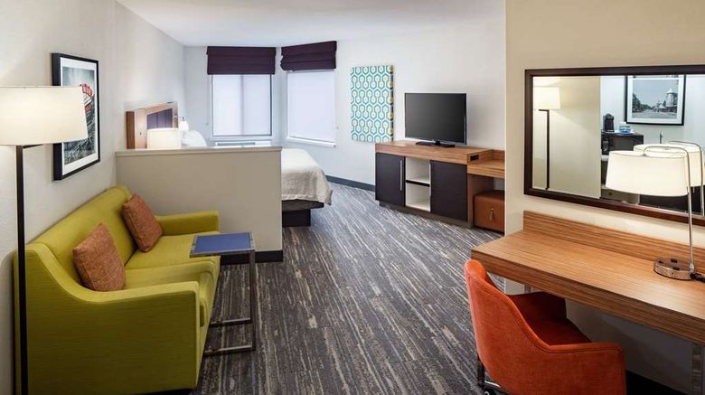 <b>Hampton Inn & Suites Parker Colorado Room</b>. Images powered by <a href="https://iceportal.shijigroup.com/" title="IcePortal" target="_blank">IcePortal</a>.