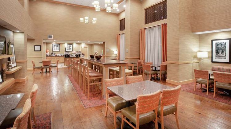 Hampton Inn & Suites Denver/South-Ridge Lobby
