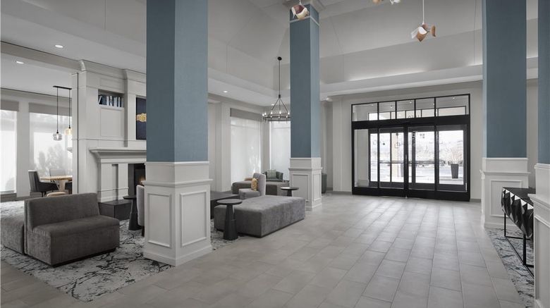 <b>Hilton Garden Inn Denver/Highlands Ranch Lobby</b>. Images powered by <a href="https://iceportal.shijigroup.com/" title="IcePortal" target="_blank">IcePortal</a>.