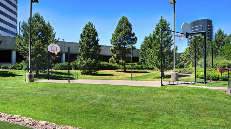 <b>Hampton Inn & Suites Denver Tech Center Recreation</b>. Images powered by <a href="https://iceportal.shijigroup.com/" title="IcePortal" target="_blank">IcePortal</a>.