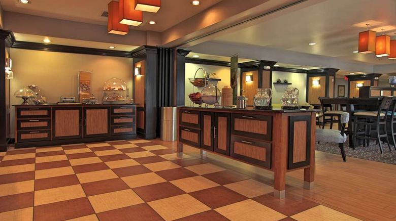 <b>Hampton Inn Defiance Restaurant</b>. Images powered by <a href="https://iceportal.shijigroup.com/" title="IcePortal" target="_blank">IcePortal</a>.