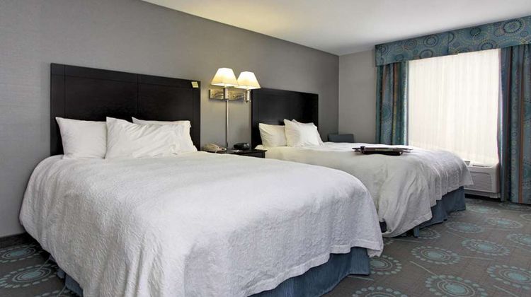 Hampton Inn Defiance Room