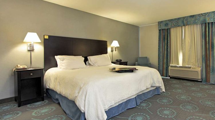 Hampton Inn Defiance Room