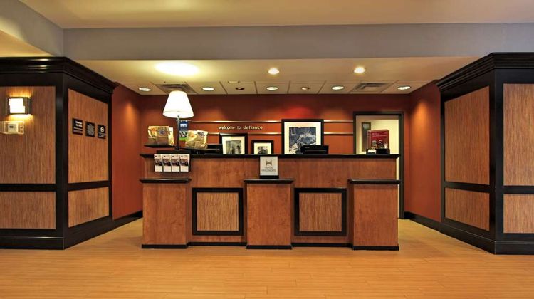 Hampton Inn Defiance Lobby