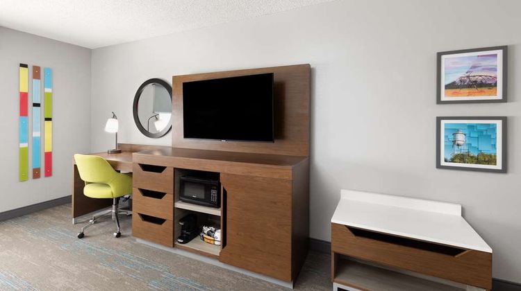 Hampton Inn & Suites Dothan Room