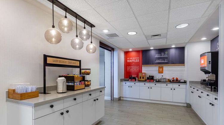 Hampton Inn & Suites Dothan Restaurant