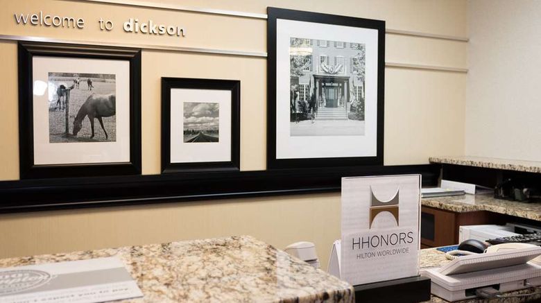 <b>Hampton Inn Dickson Lobby</b>. Images powered by <a href="https://iceportal.shijigroup.com/" title="IcePortal" target="_blank">IcePortal</a>.