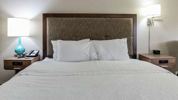 Hampton Inn Dickson Room