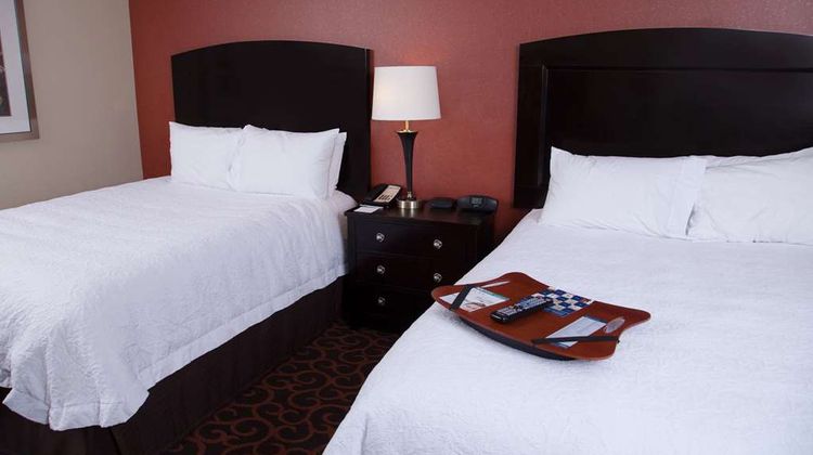 Hampton Inn & Suites Dickinson Room