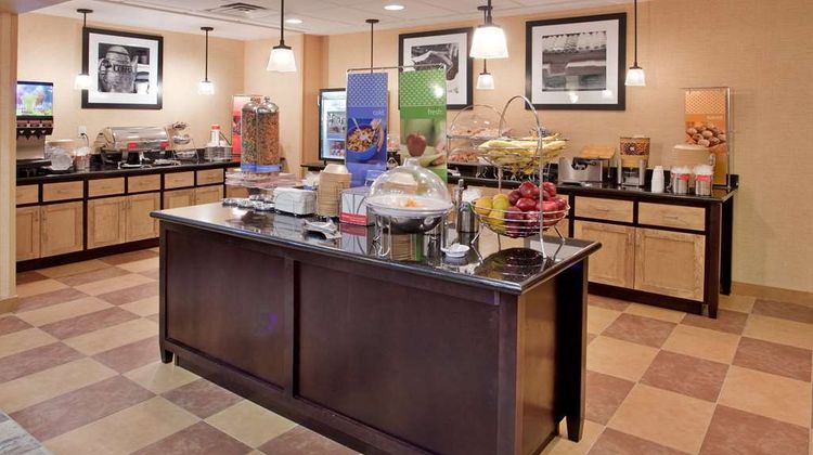 Hampton Inn & Suites Dickinson Restaurant
