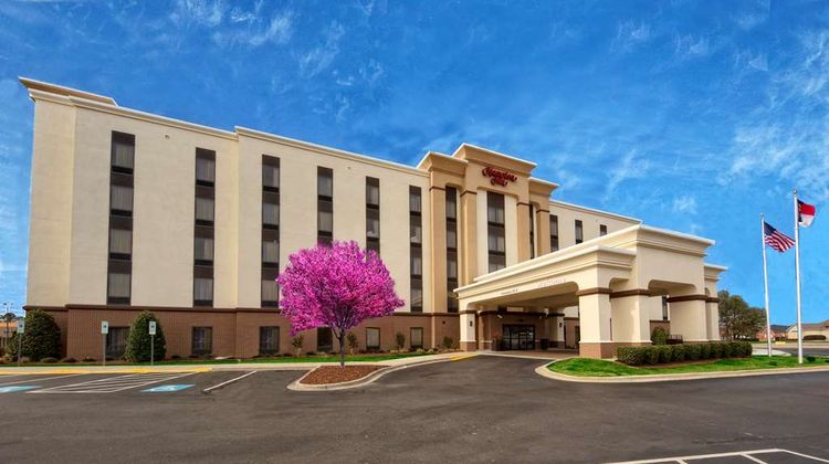 Hampton Inn Dunn Exterior