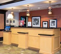 Hampton Inn & Suites Danville Lobby