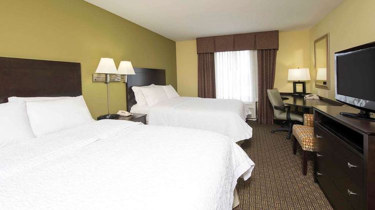 Hampton Inn & Suites Danville Room